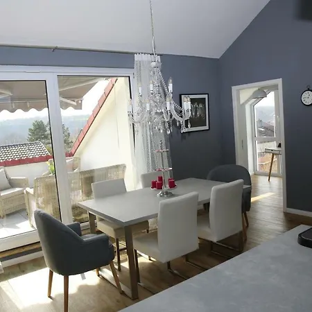 Mit Designerkueche, Loggia Nahe Stuttgart شقة *