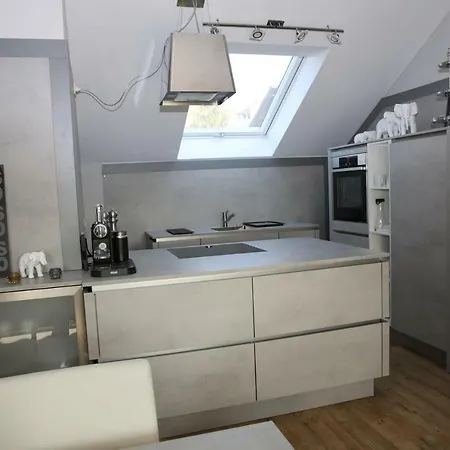 Mit Designerkueche, Loggia Nahe Stuttgart *