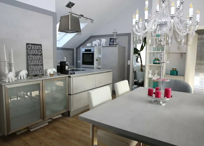 Mit Designerkueche, Loggia Nahe Stuttgart Ludwigsburg